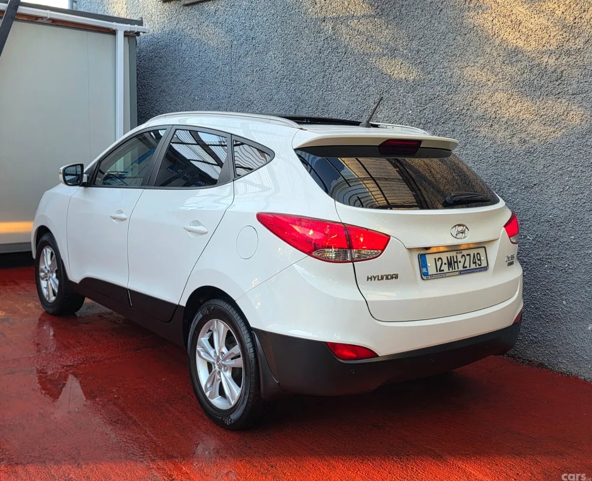 Hyundai ix35 SUV, Diesel, 2012, White
