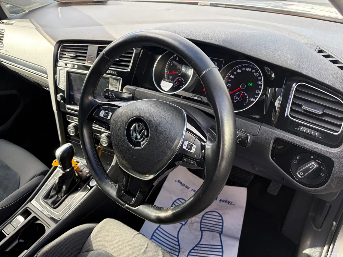 Volkswagen Golf Estate, Petrol, 2015, Silver