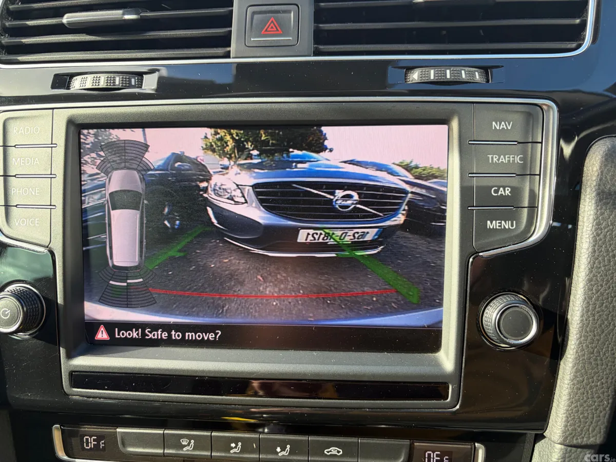 Volkswagen Golf Estate, Petrol, 2015, Silver