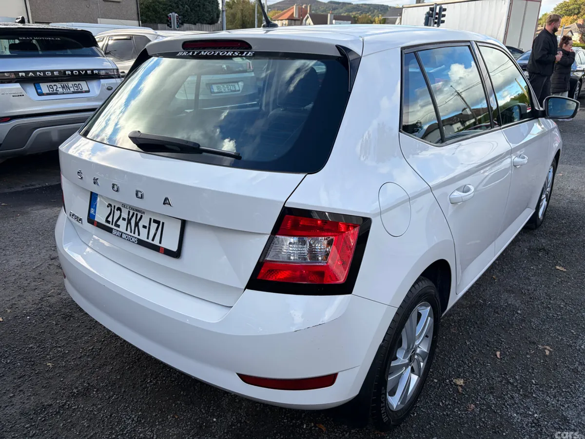Skoda Fabia Hatchback, Petrol, 2021, White