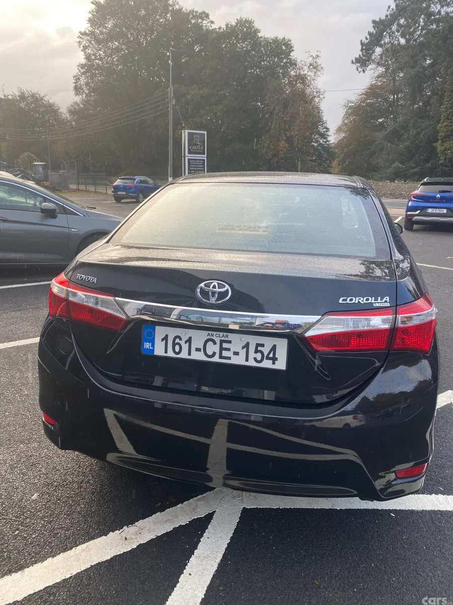 Toyota Corolla Saloon, Petrol, 2016, Black