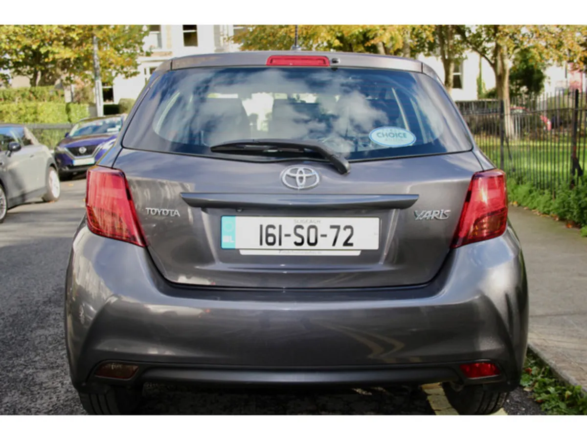Toyota Yaris MPV, Petrol, 2016, Grey