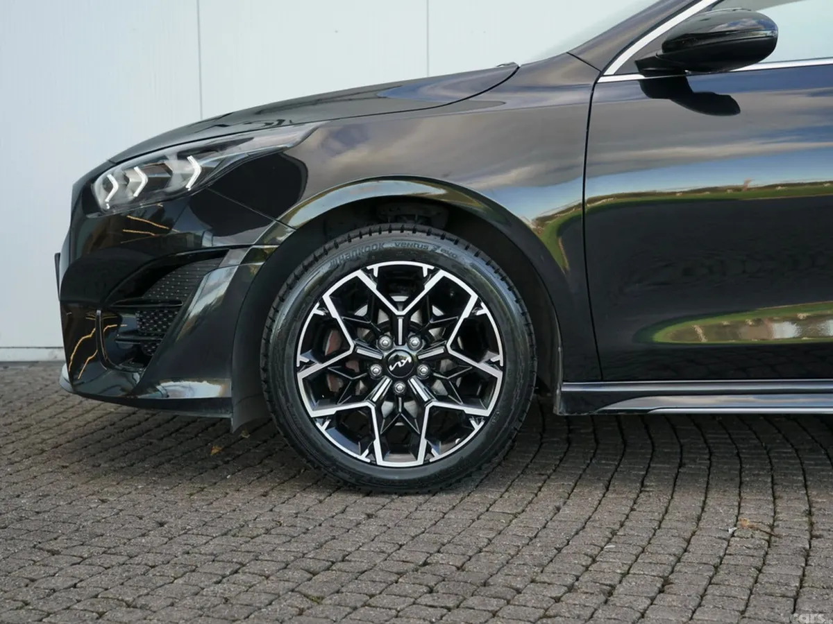 Kia Ceed Hatchback, Petrol, 2025, Black