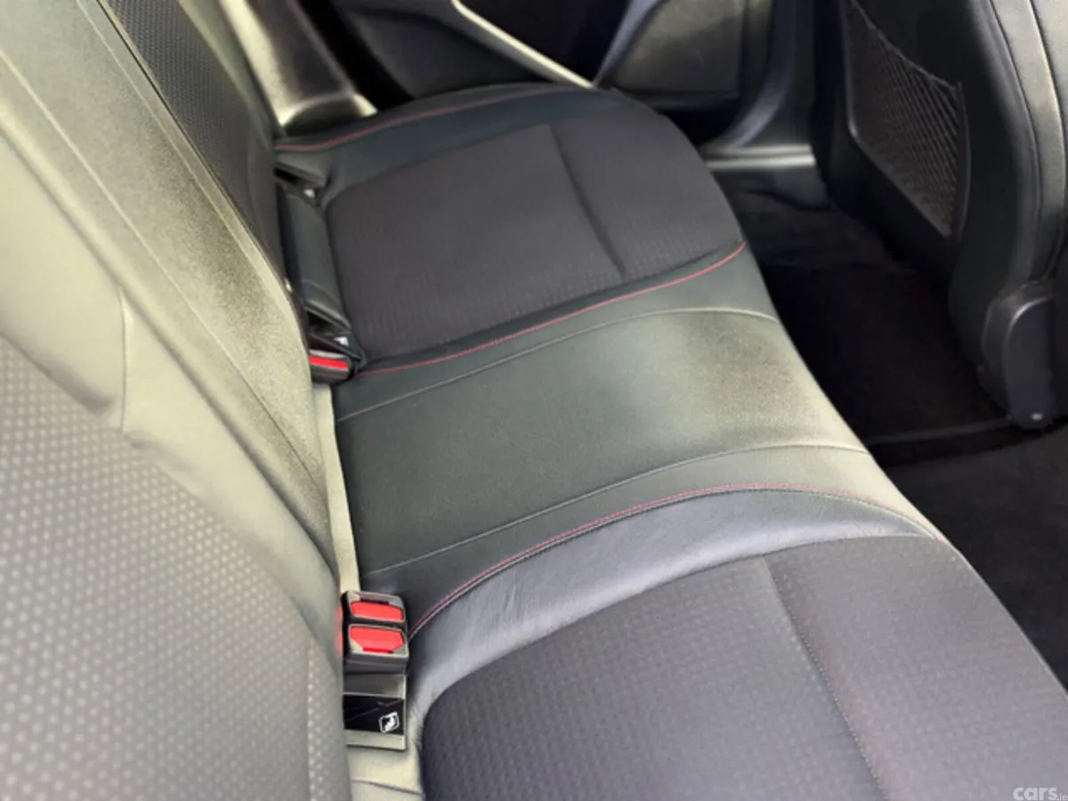 Ford Focus Hatchback, Diesel, 2019, Grey