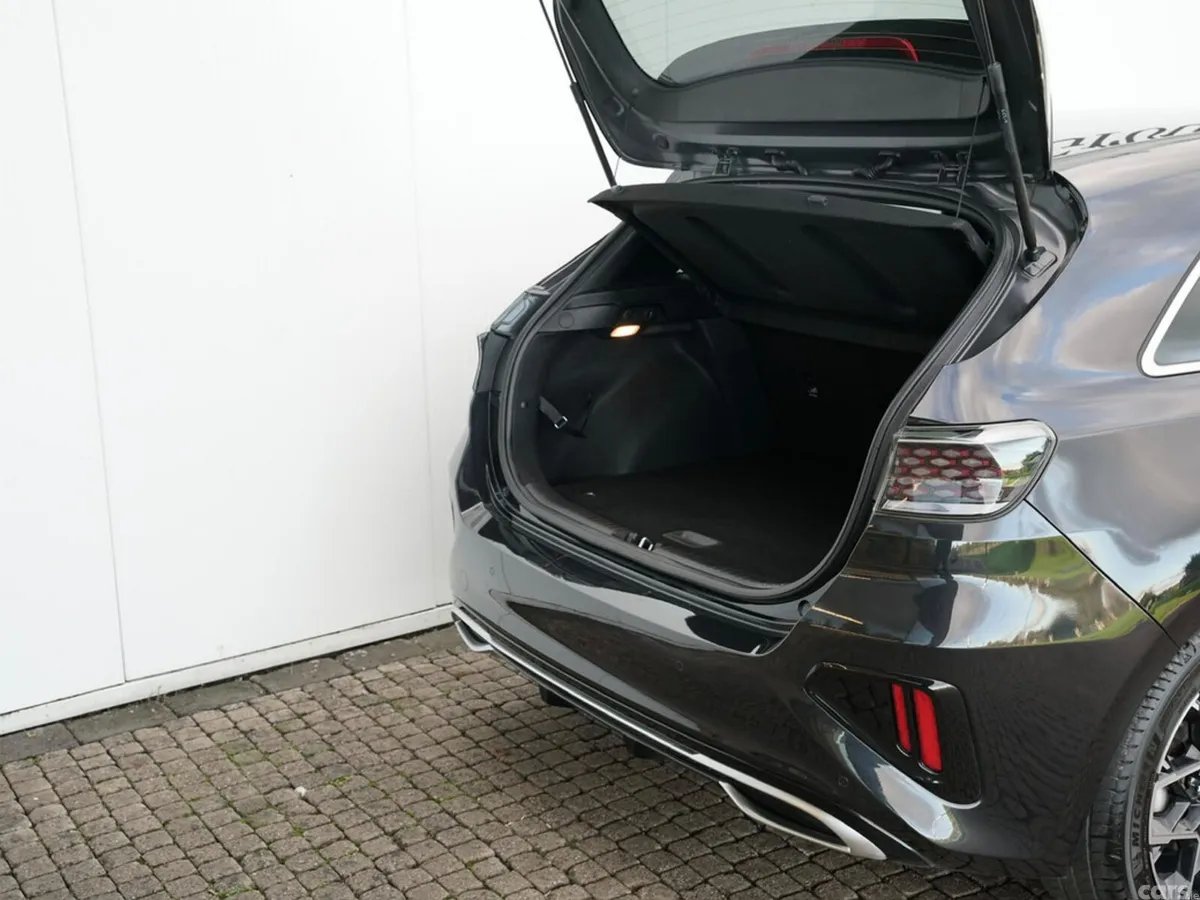 Kia Ceed Hatchback, Petrol, 2025, Black