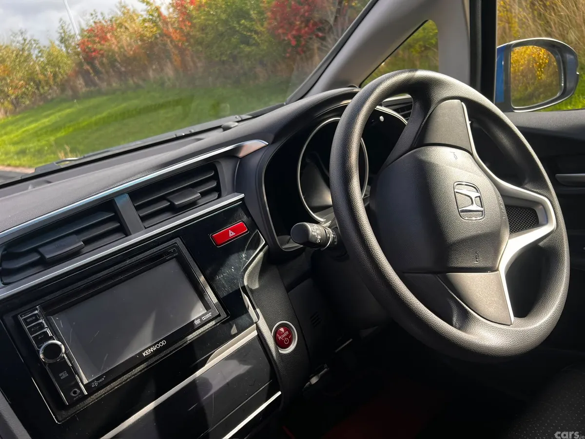 Honda Fit Hatchback, Petrol Hybrid, 2014, Blue