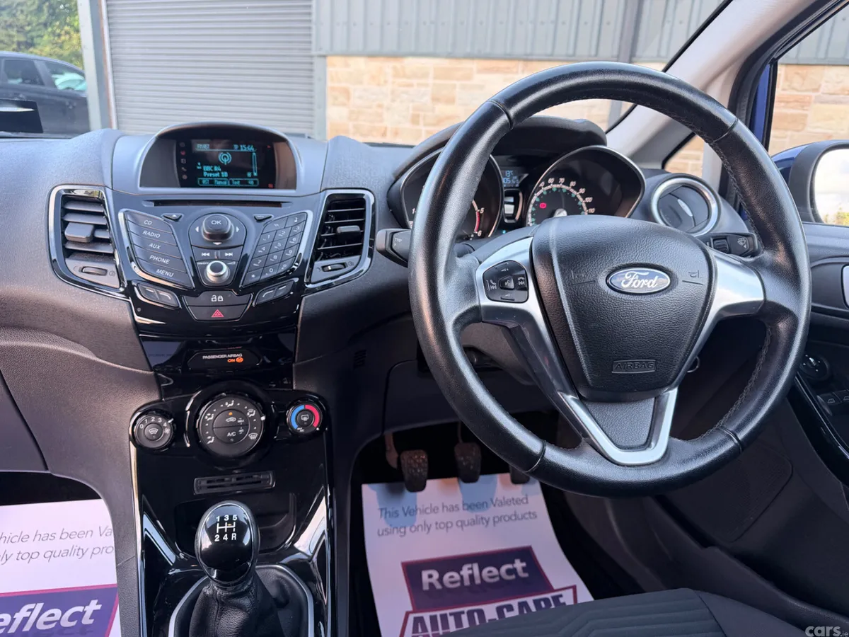 Ford Fiesta Hatchback, Diesel, 2014, Blue