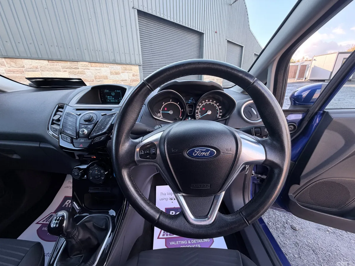 Ford Fiesta Hatchback, Diesel, 2014, Blue