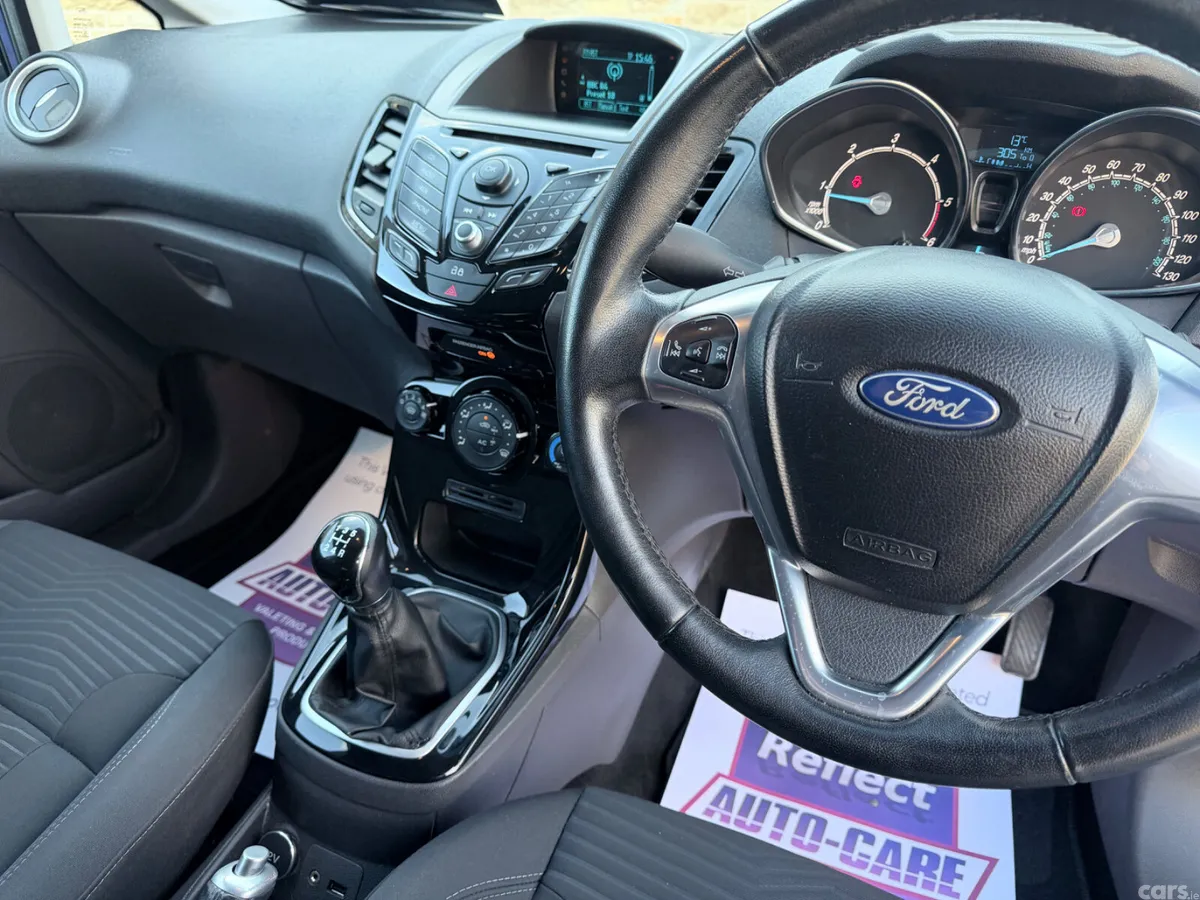 Ford Fiesta Hatchback, Diesel, 2014, Blue