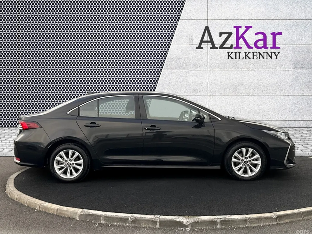 Toyota Corolla Saloon, Petrol Hybrid, 2023, Black