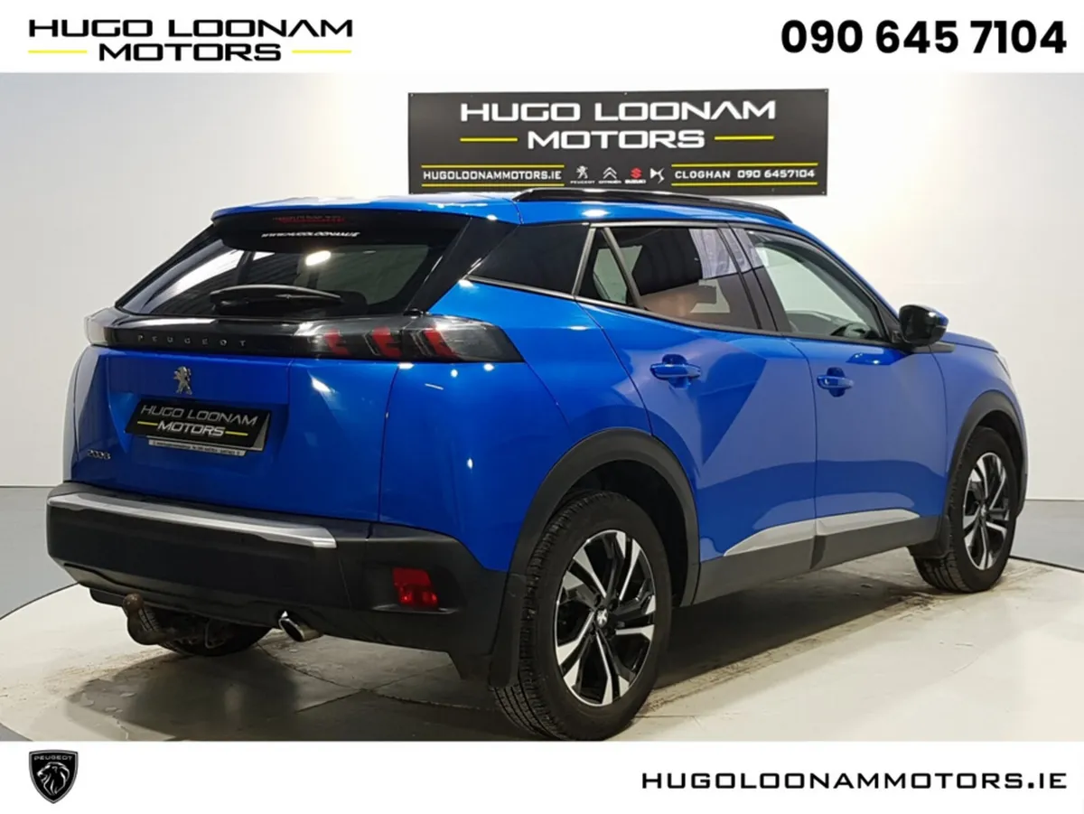 Peugeot 2008 MPV, Diesel, 2021, Blue