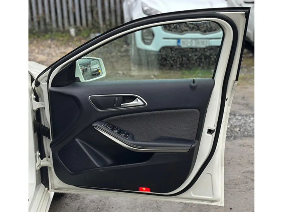 Mercedes-Benz A-Class Hatchback, Petrol, 2016, White