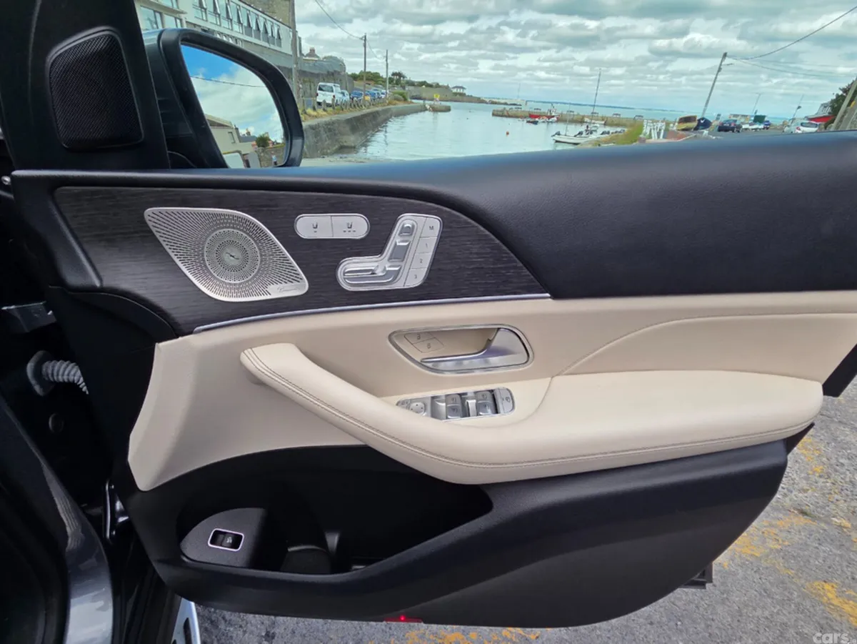 Mercedes-Benz GLE SUV, Diesel Plug-in Hybrid, 2024, Grey