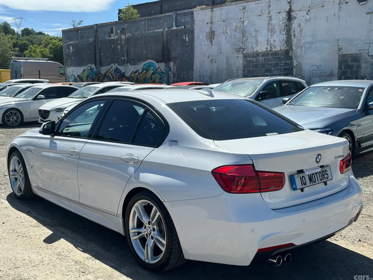BMW 3-Series Saloon, Petrol Hybrid, 2017, White