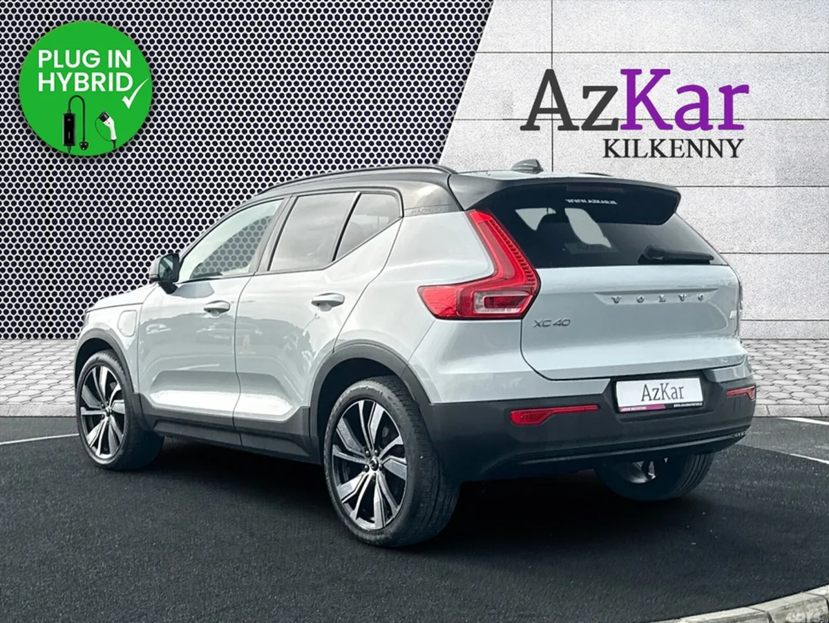 Volvo XC40 SUV, Petrol Plug-in Hybrid, 2022, Grey
