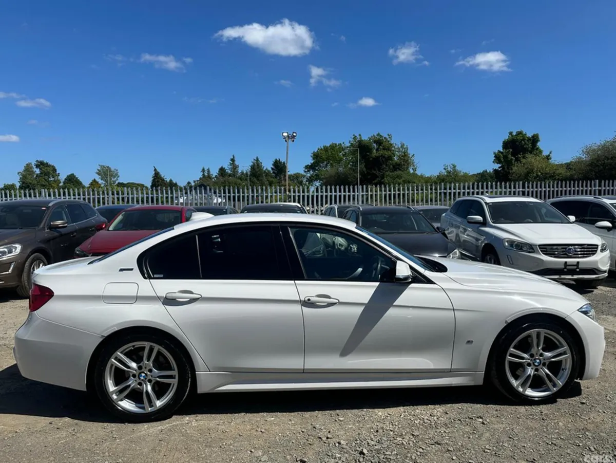 BMW 3-Series Saloon, Petrol Hybrid, 2017, White
