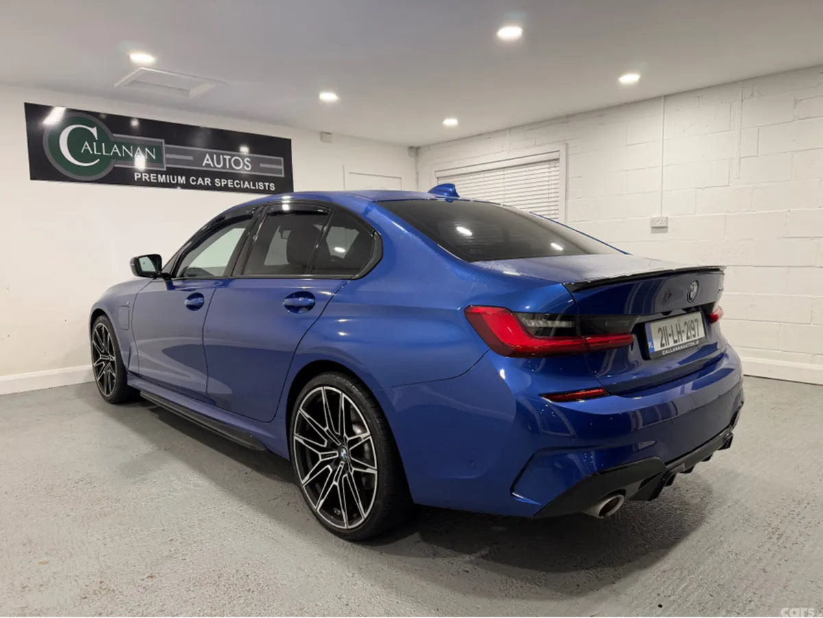 BMW 3-Series Saloon, Petrol Plug-in Hybrid, 2021, Blue
