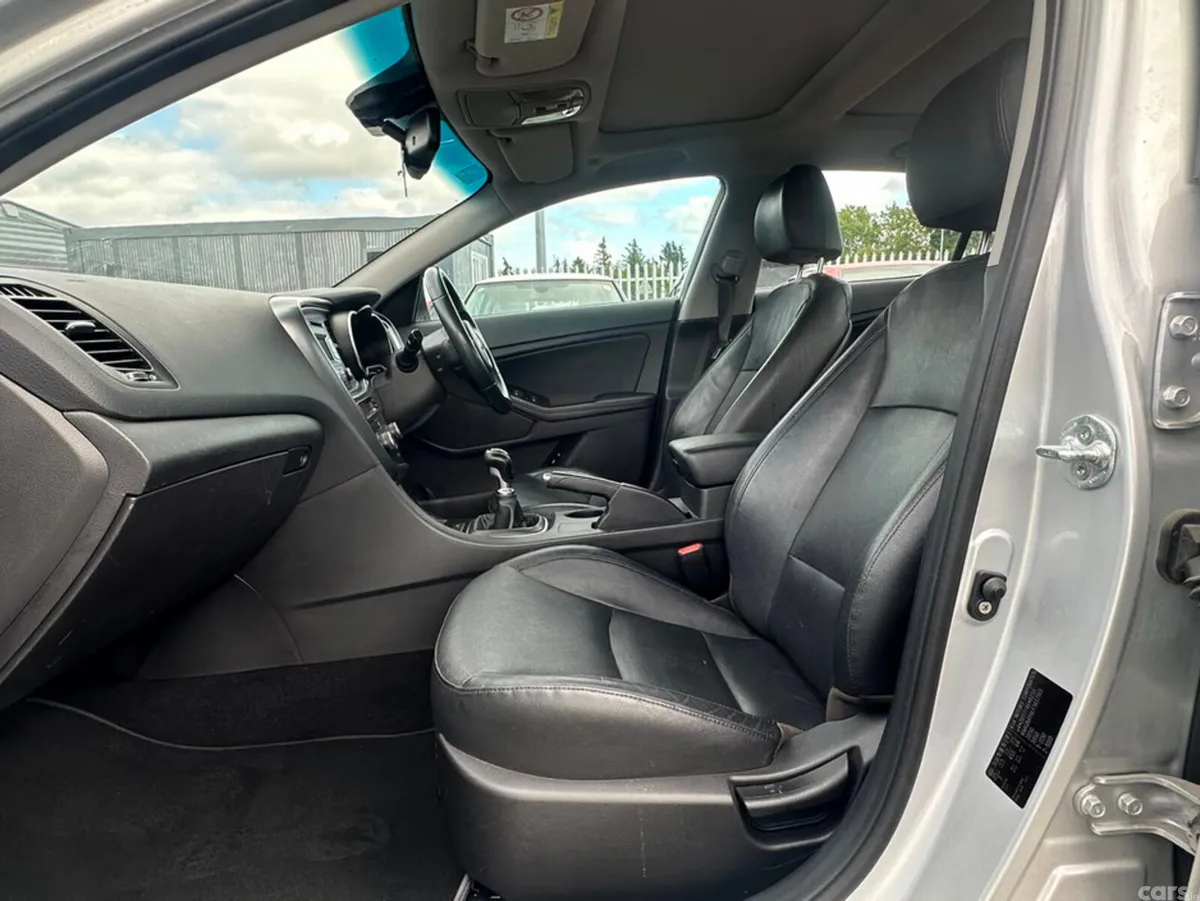 Kia Optima Saloon, Diesel, 2015, Silver