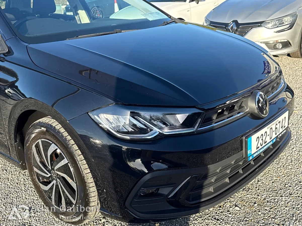 Volkswagen Polo Hatchback, Petrol, 2023, Black
