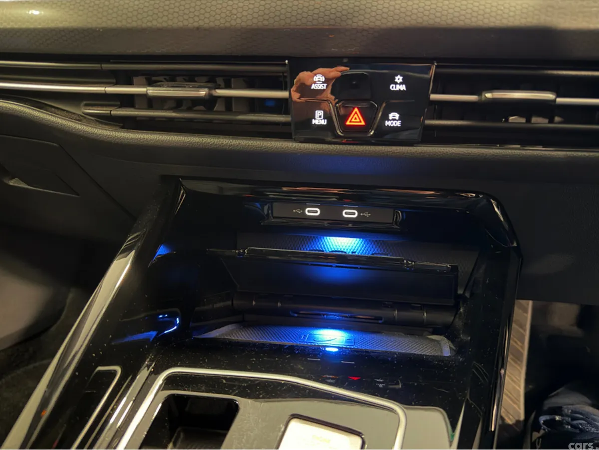 Volkswagen Golf Hatchback, Petrol Plug-in Hybrid, 2023, Blue
