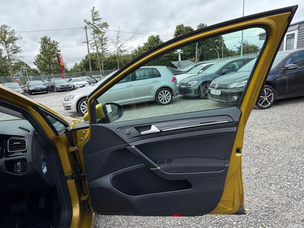 Volkswagen Golf Hatchback, Petrol, 2017, Gold