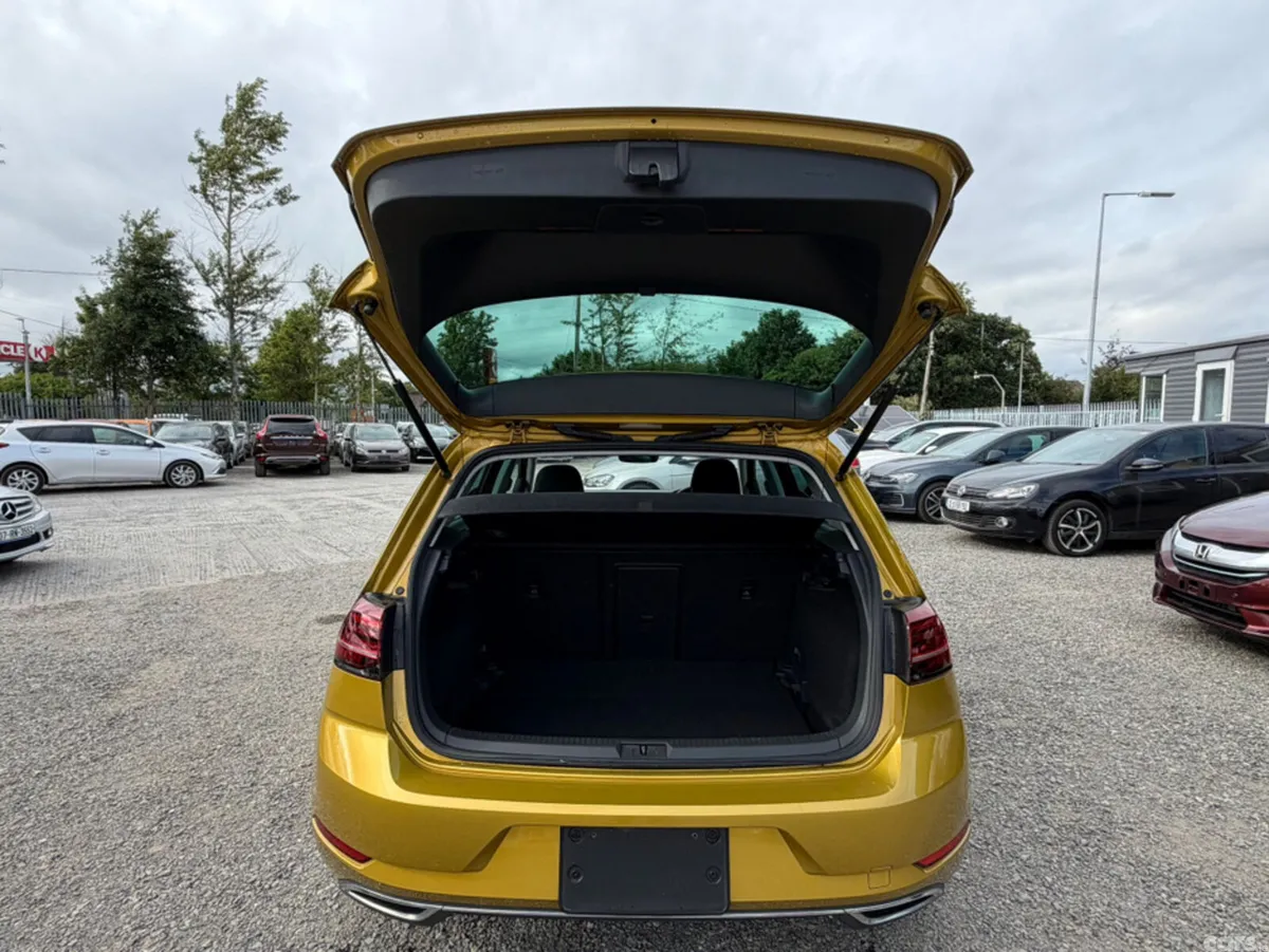 Volkswagen Golf Hatchback, Petrol, 2017, Gold