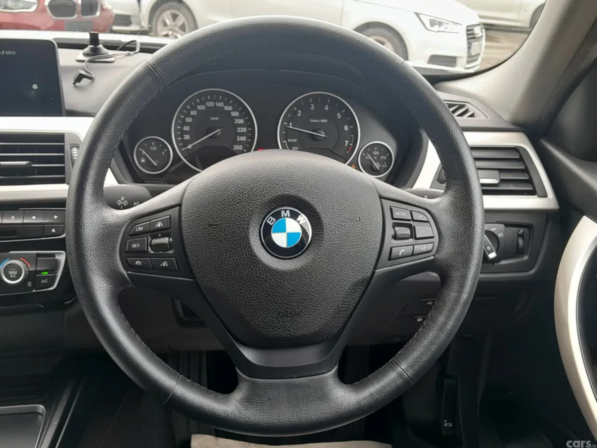 BMW 3-Series Saloon, Petrol Plug-in Hybrid, 2017, White