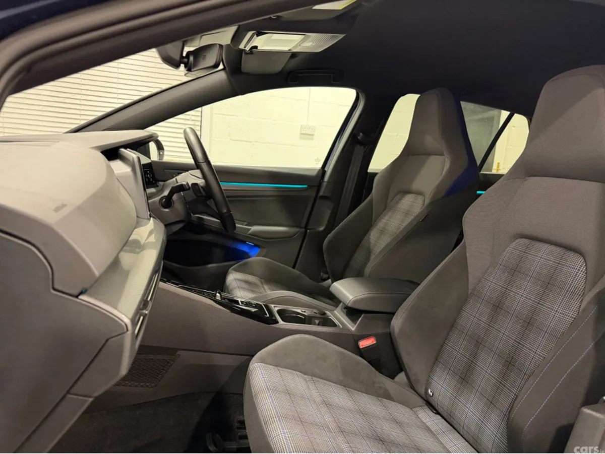 Volkswagen Golf Hatchback, Petrol Plug-in Hybrid, 2023, Blue