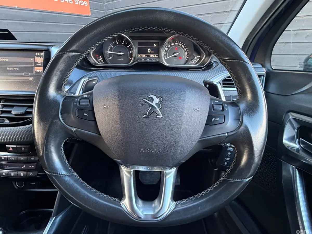 Peugeot 2008 Hatchback, Petrol, 2015, Blue