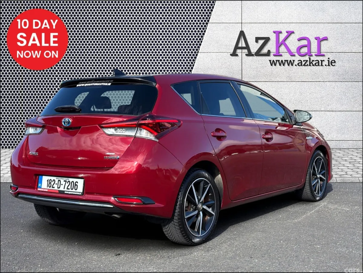 Toyota Auris Hatchback, Petrol Hybrid, 2018, Red