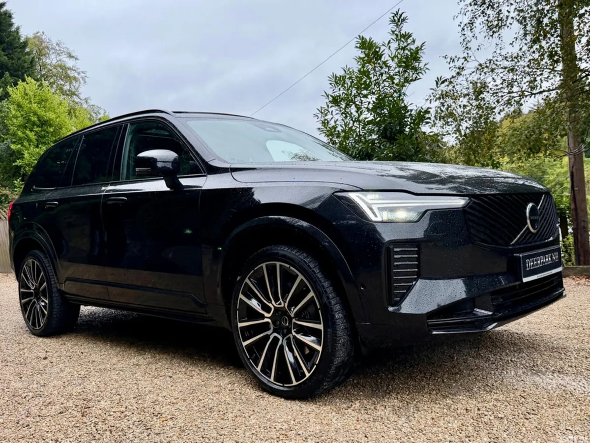 Volvo XC90 SUV, Petrol Plug-in Hybrid, 2025, Black