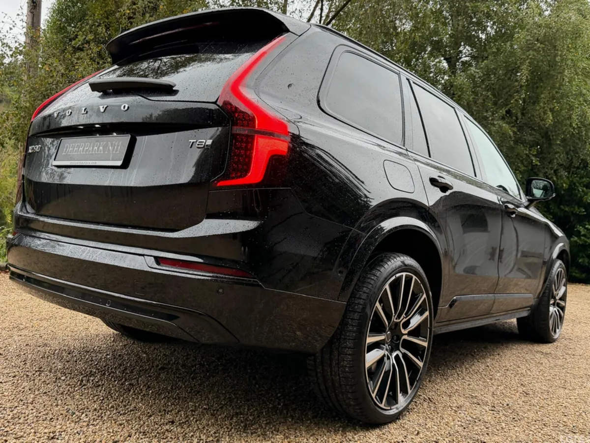 Volvo XC90 SUV, Petrol Plug-in Hybrid, 2025, Black
