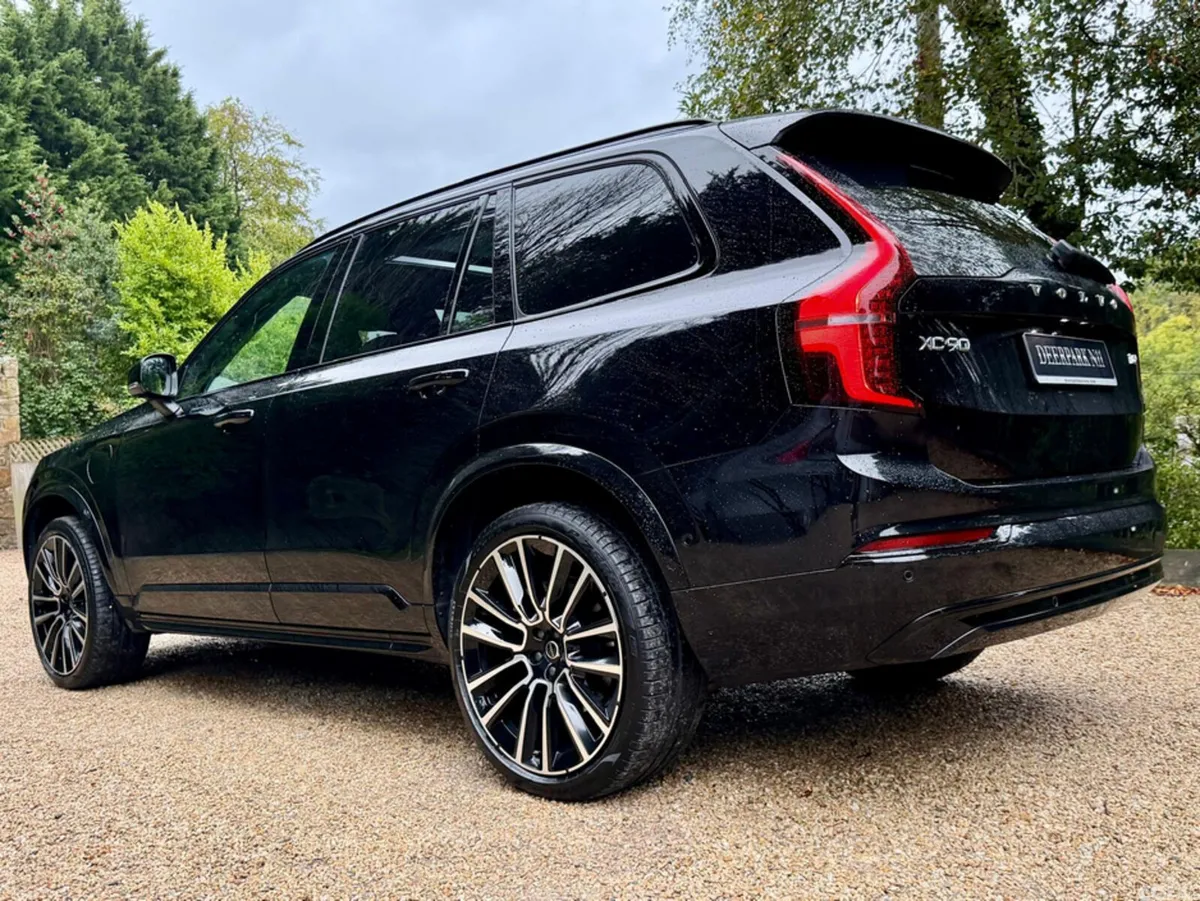 Volvo XC90 SUV, Petrol Plug-in Hybrid, 2025, Black