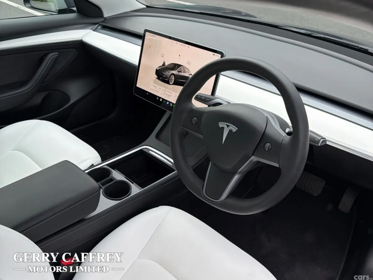 Tesla Model 3 Saloon, Electric, 2022, Grey