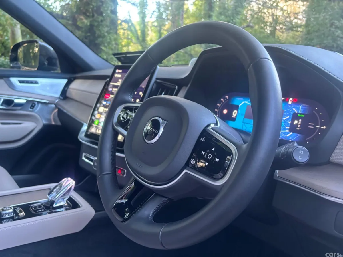 Volvo XC90 SUV, Petrol Plug-in Hybrid, 2025, Black