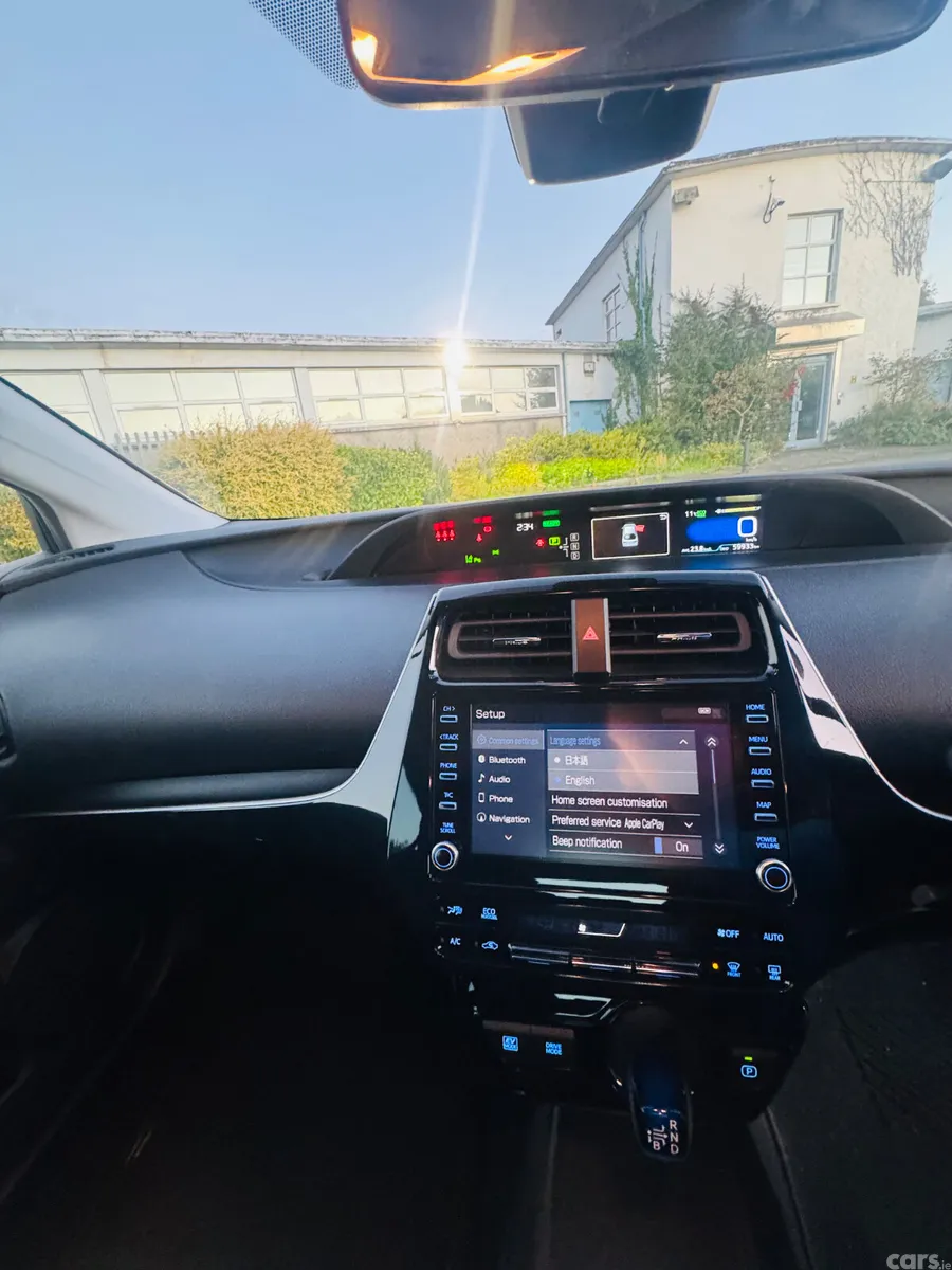 Toyota Prius Saloon, Petrol Hybrid, 2022, White