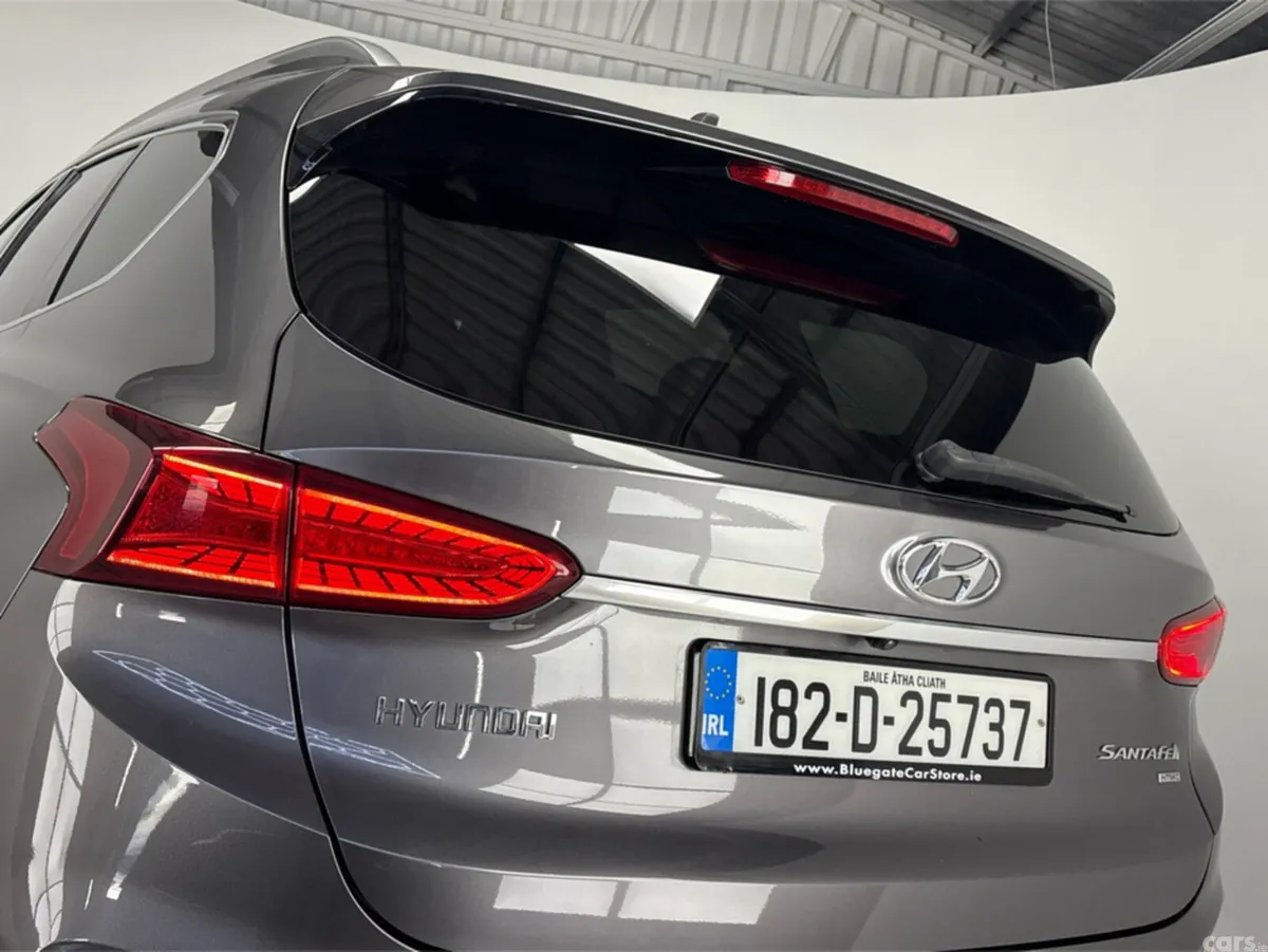 Hyundai Santa Fe Estate, Diesel, 2018, Grey