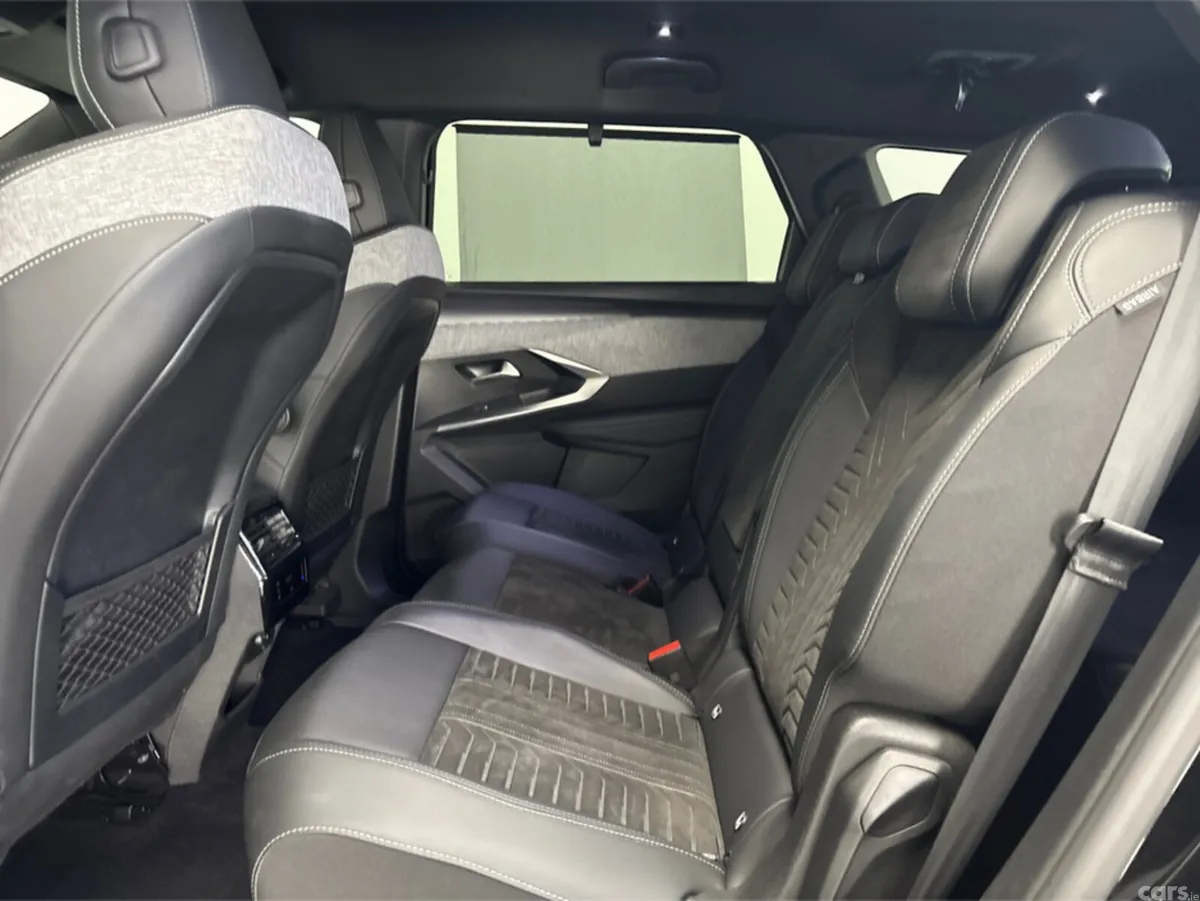 Peugeot 5008 Hatchback, Electric, 2025, Black