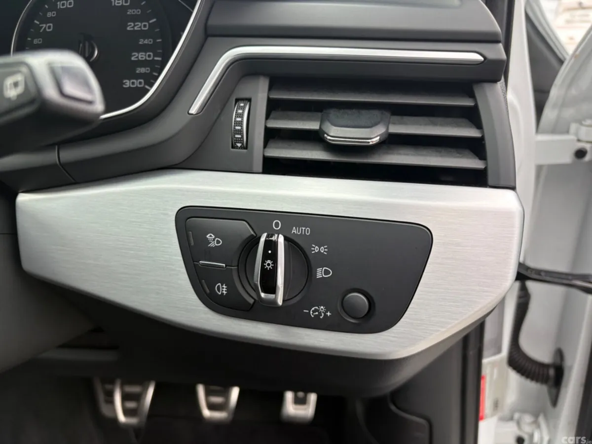 Audi A4 Estate, Diesel, 2017, White