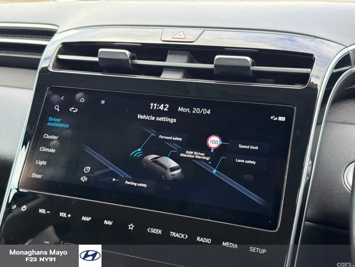 Hyundai Tucson MPV, Diesel, 2022, Blue