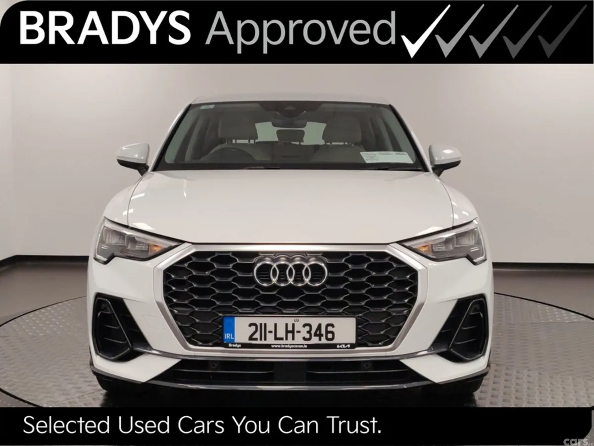 Audi Q3 Hatchback, Petrol, 2021, White