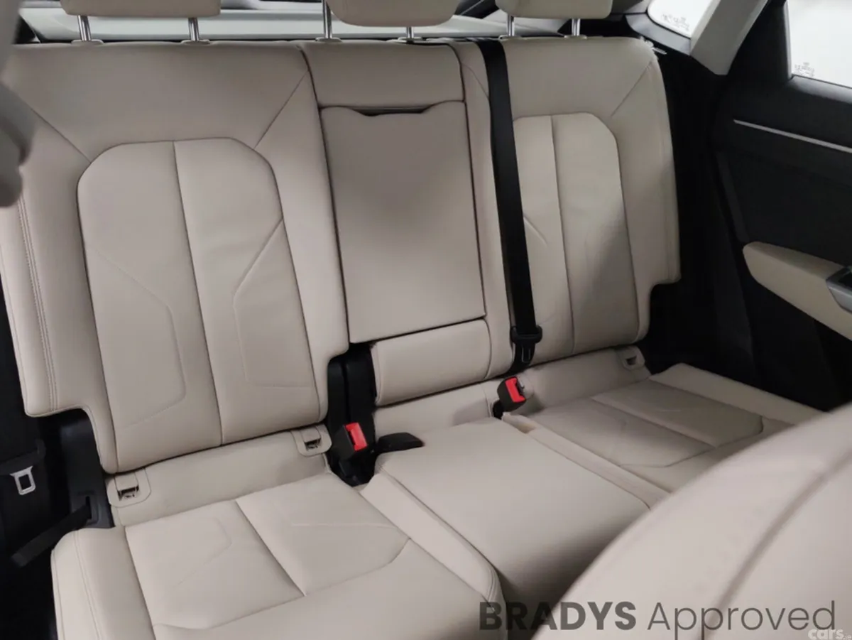Audi Q3 Hatchback, Petrol, 2021, White