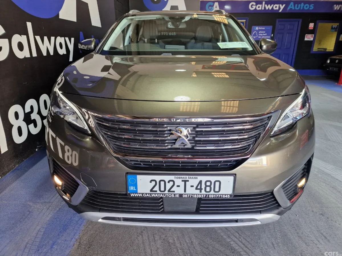 Peugeot 5008 MPV, Diesel, 2020, Grey