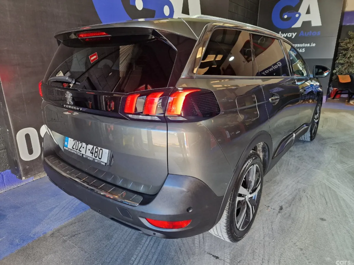 Peugeot 5008 MPV, Diesel, 2020, Grey