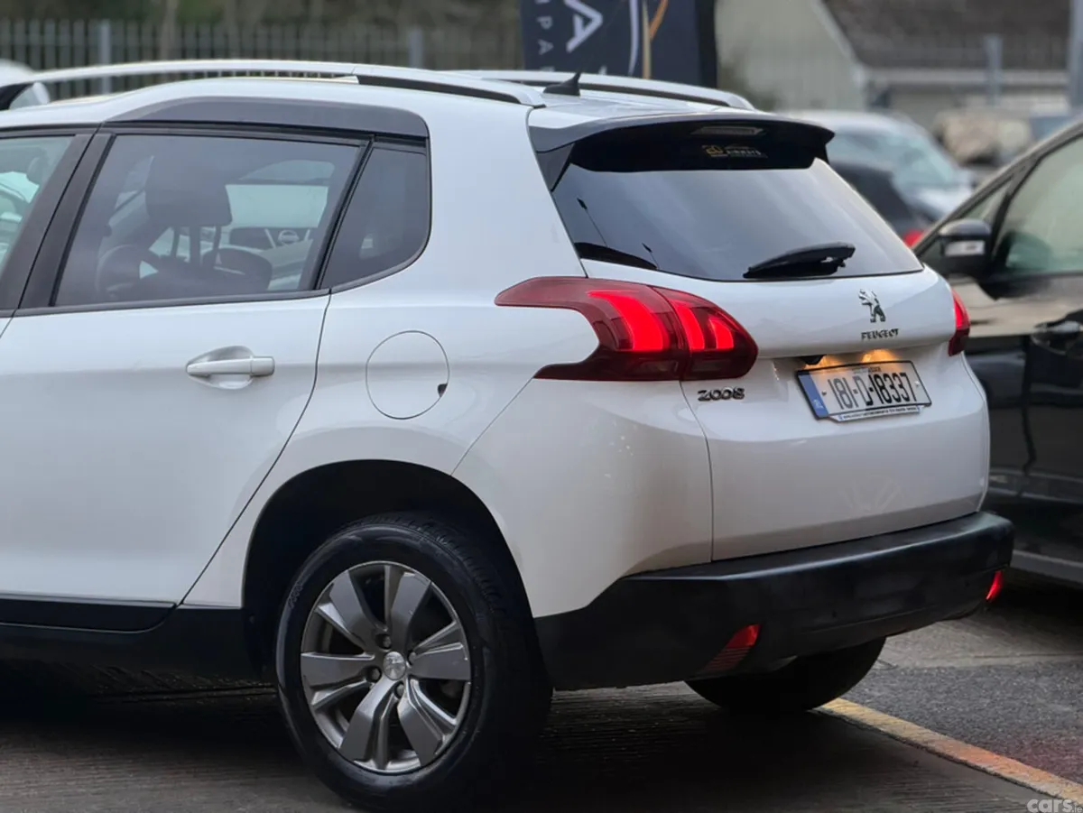 Peugeot 2008 Estate, Petrol, 2018, White
