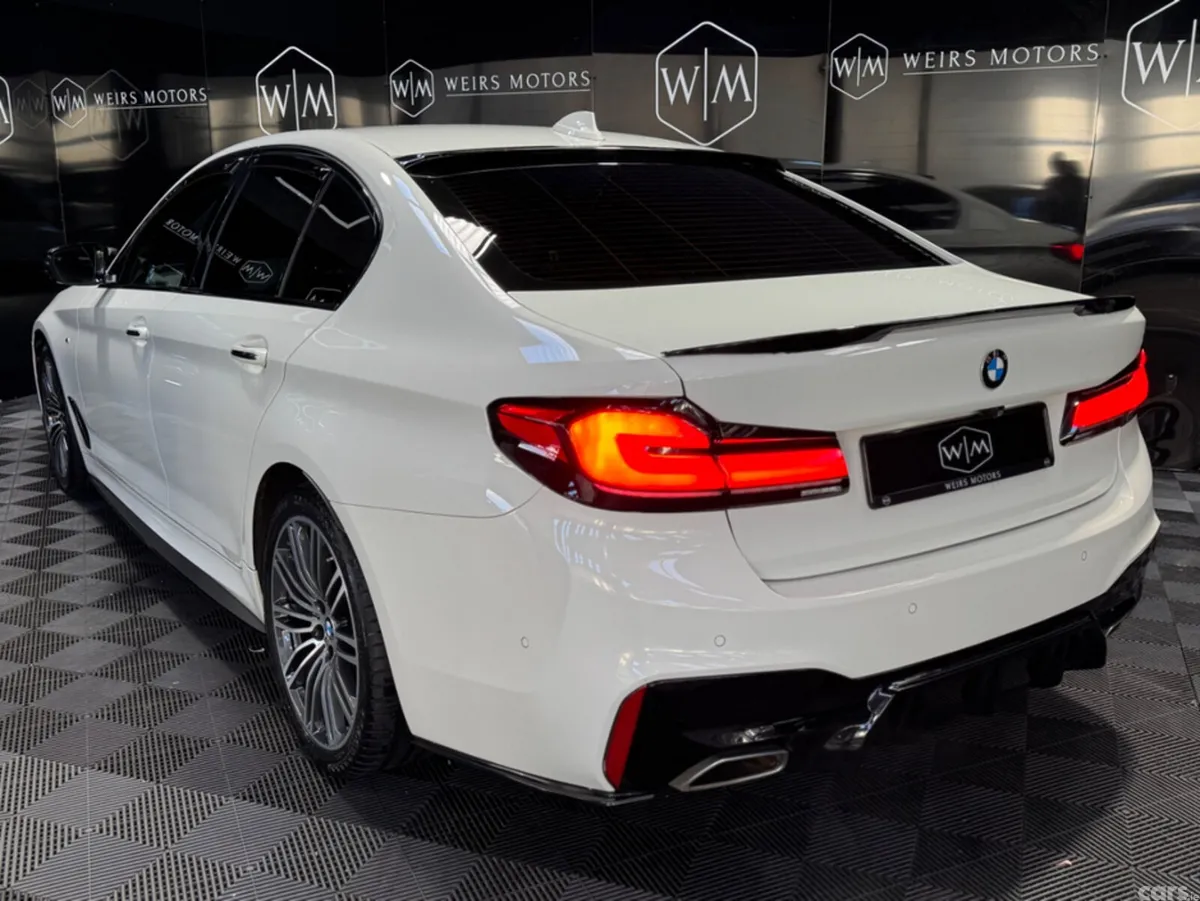 BMW 5-Series Saloon, Diesel, 2017, White