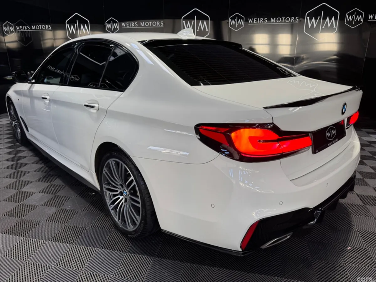 BMW 5-Series Saloon, Diesel, 2017, White