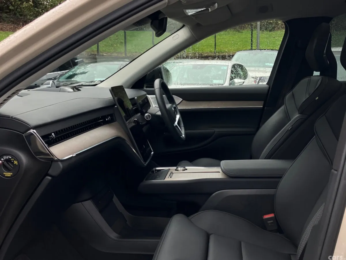 Volvo EX90 SUV, Electric, 2025, Beige