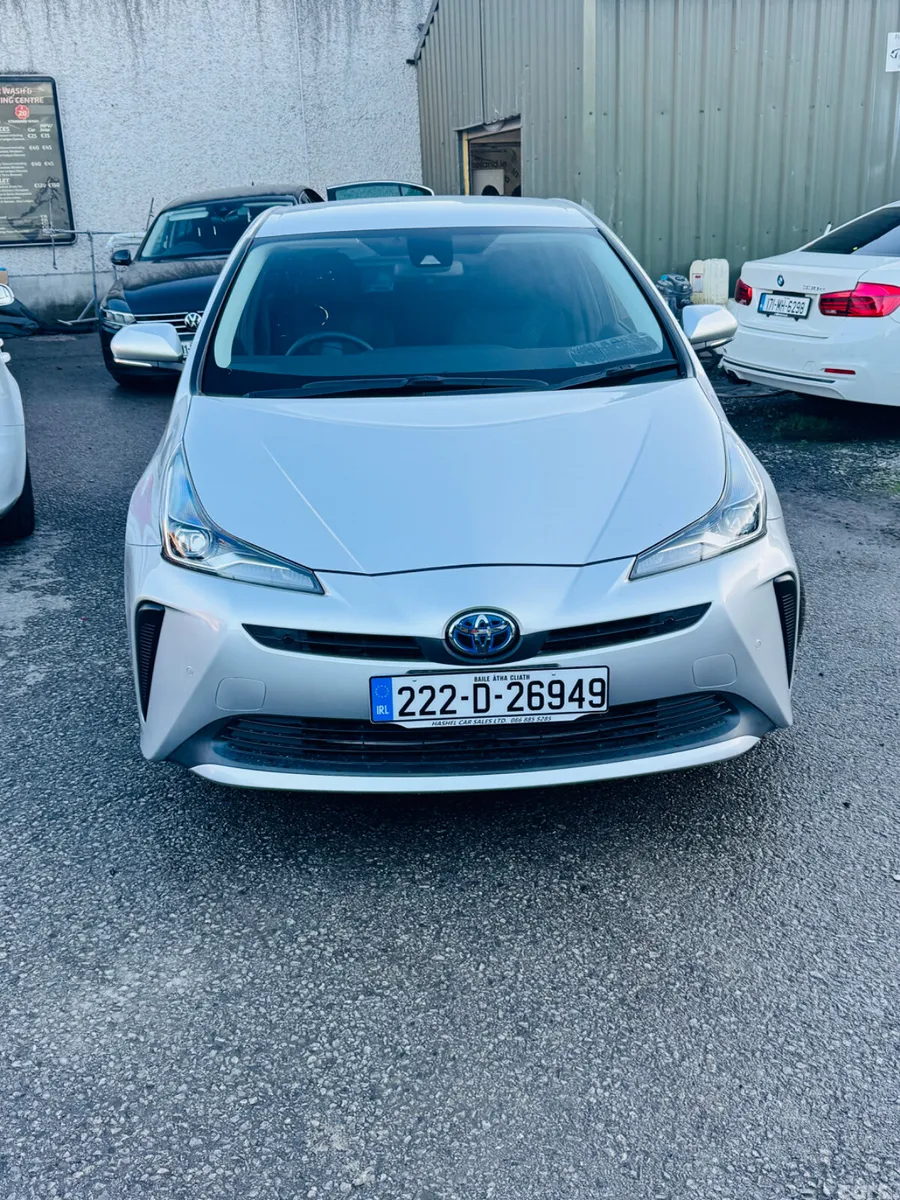 Toyota Prius Saloon, Petrol Hybrid, 2022, Silver