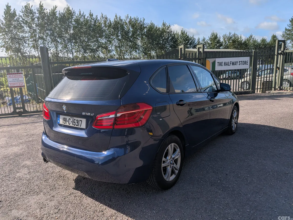 BMW 2-Series Hatchback, Diesel, 2019, Blue